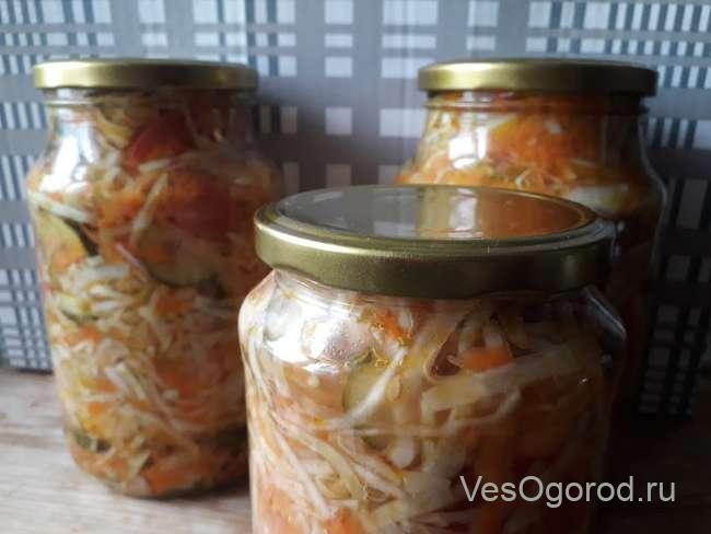 Салат Витаминный с капустой